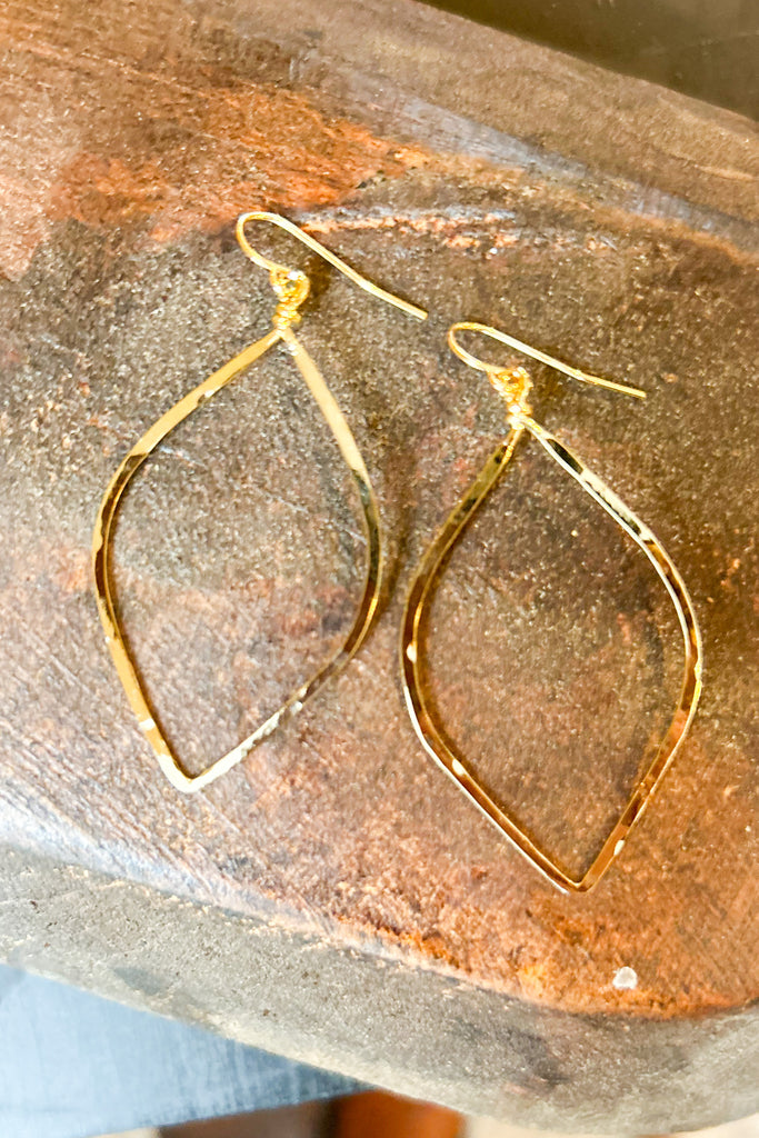 Hammered Geometric Minimalist Gold Hoop Earrings - Chic Avenue Boutique